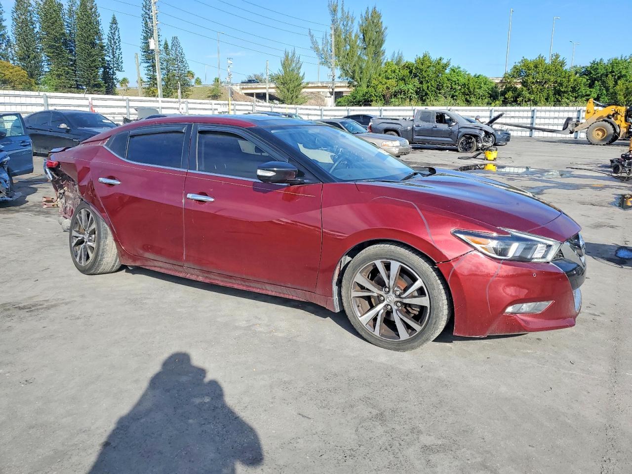 2017 NISSAN Maxima