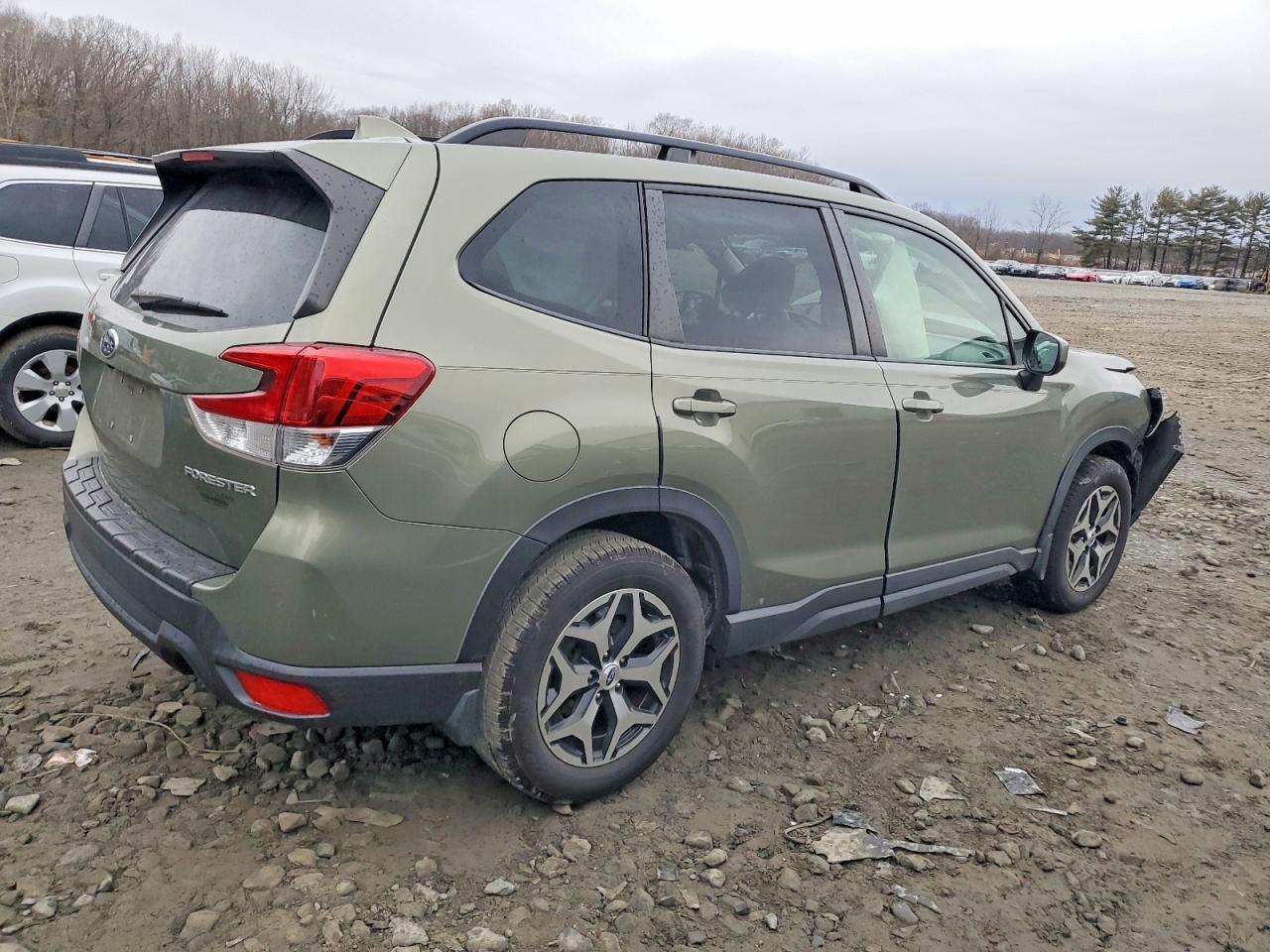 2020 SUBARU FORESTER
