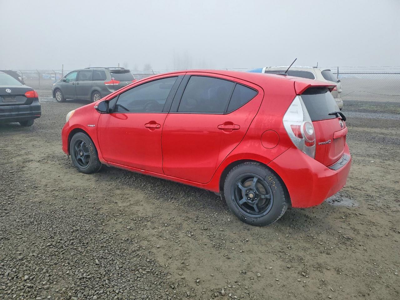 2013 TOYOTA Prius c