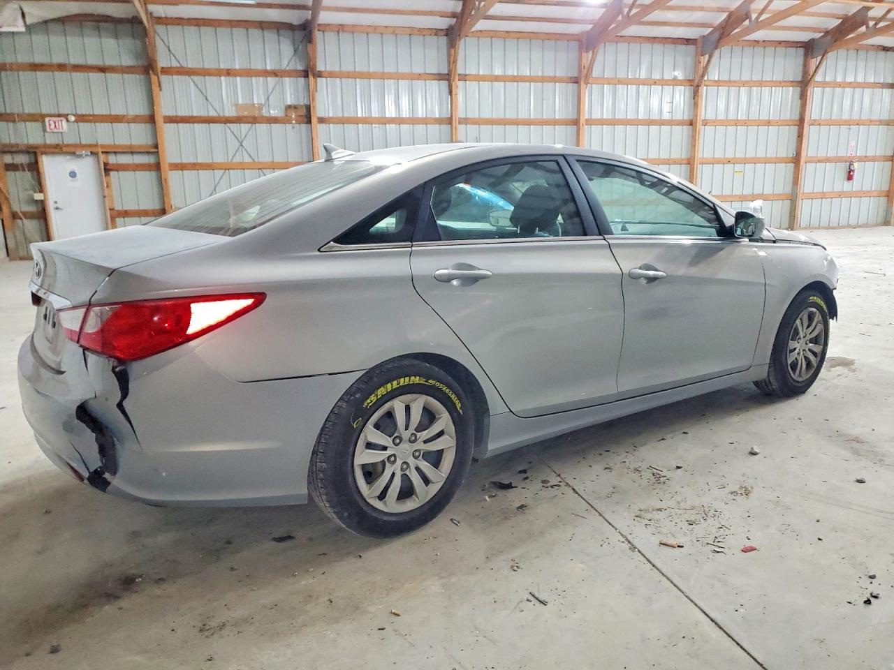 2011 HYUNDAI SONATA