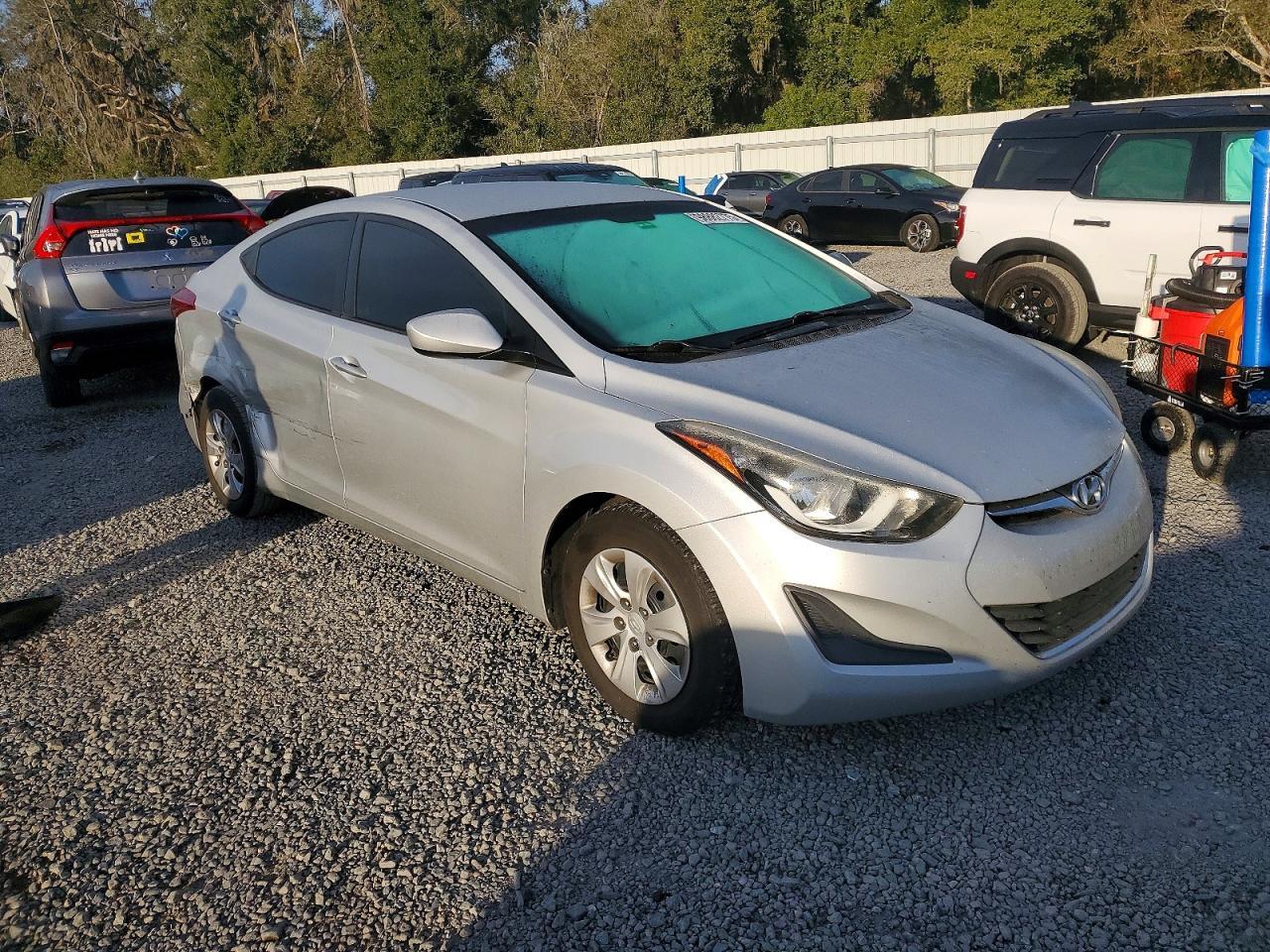 2016 HYUNDAI ELANTRA