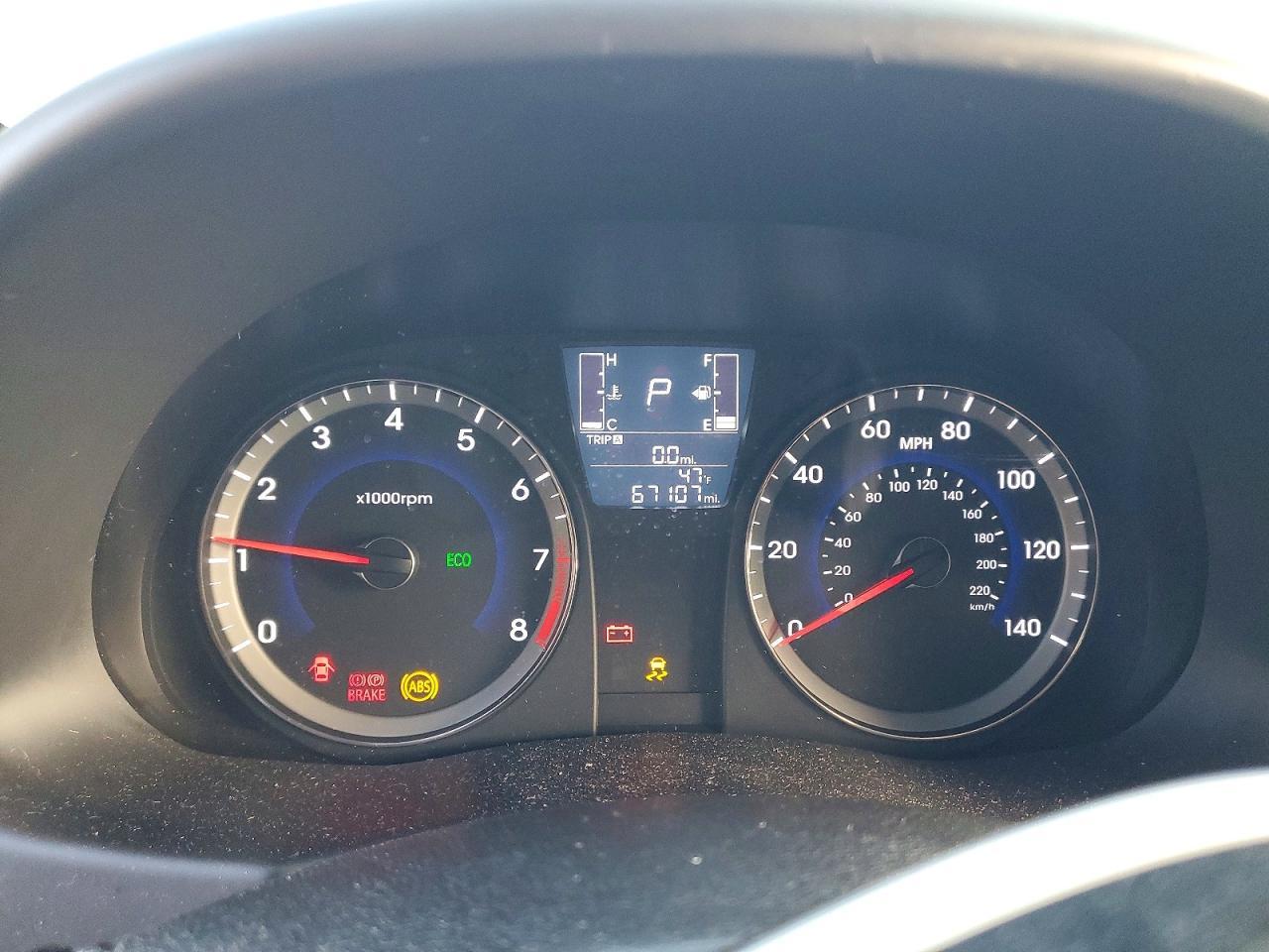 2016 HYUNDAI ACCENT