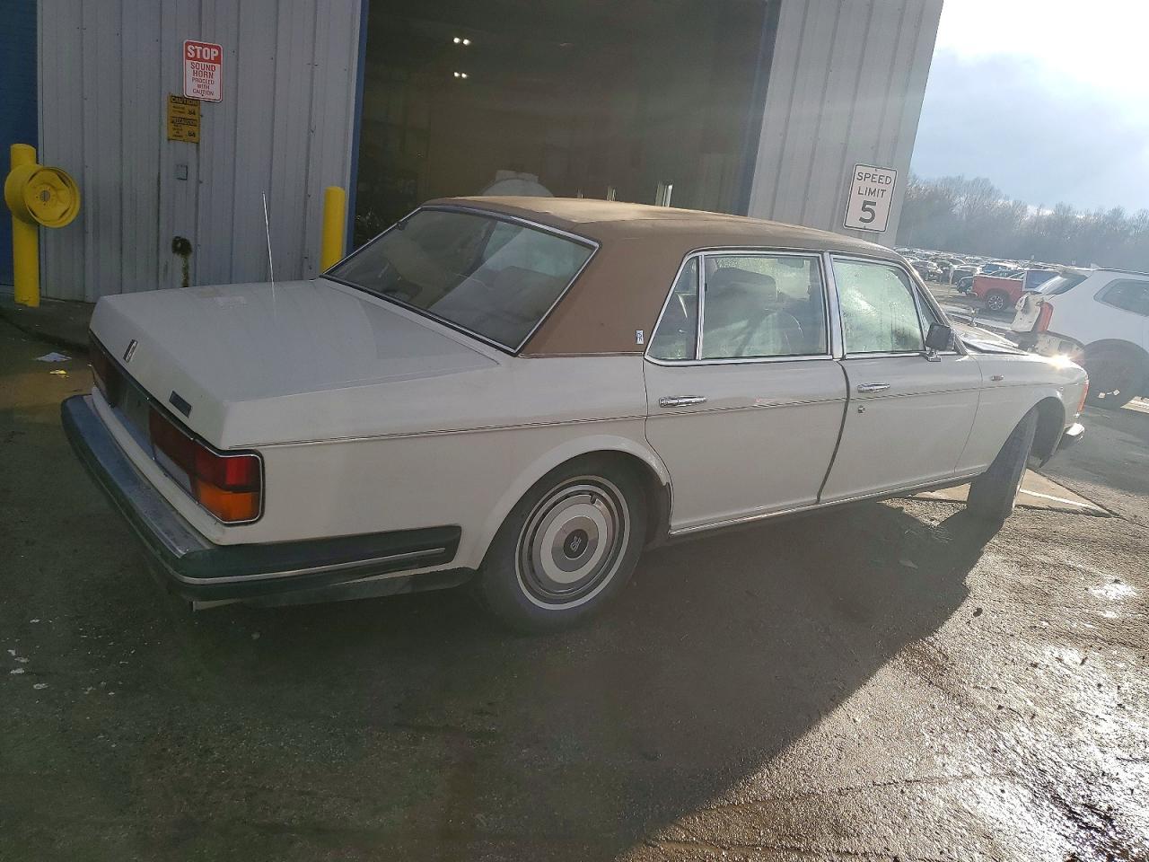 1988 ROLLS-ROYCE Silver Spur