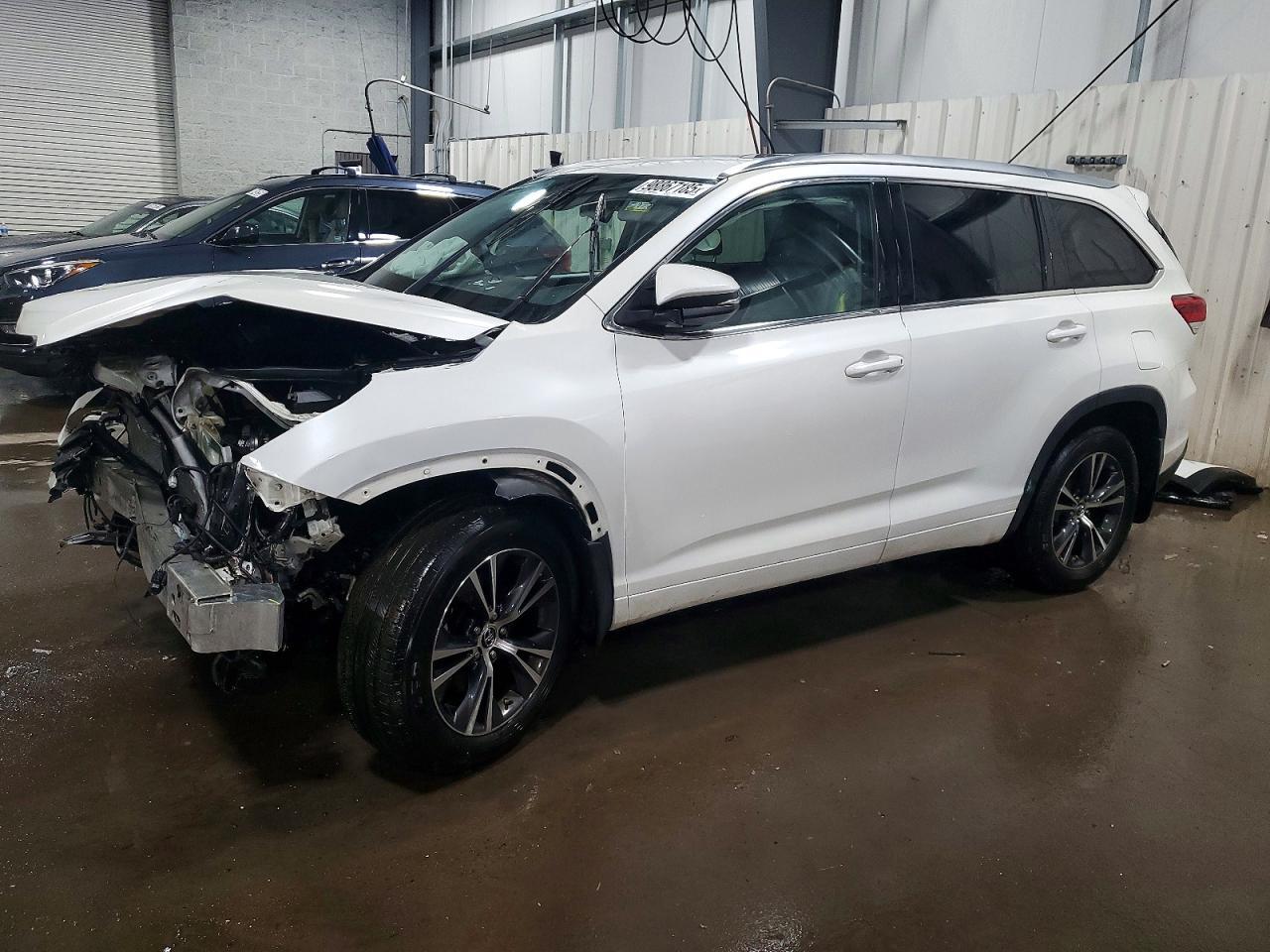 2018 TOYOTA HIGHLANDER