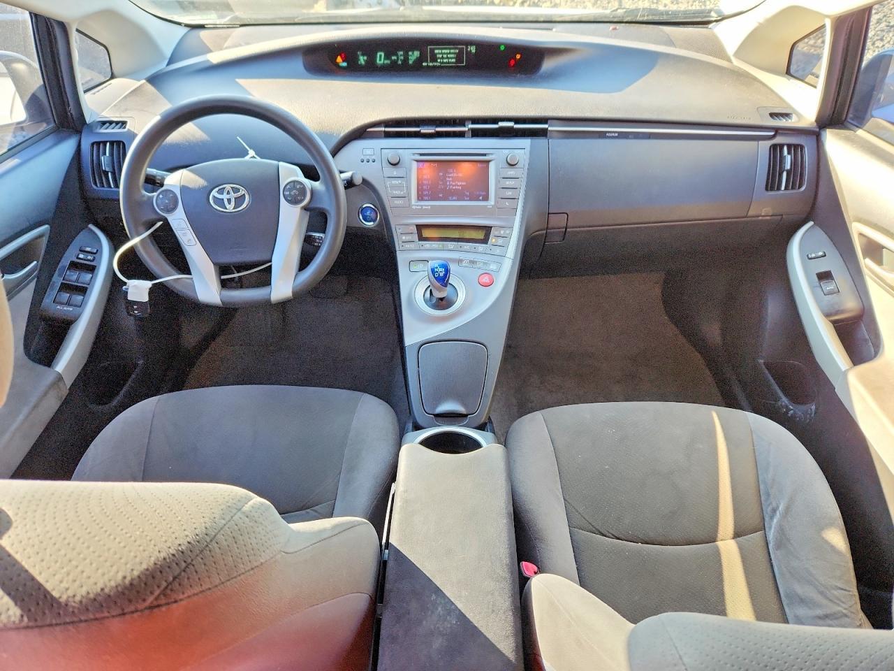 2012 TOYOTA PRIUS