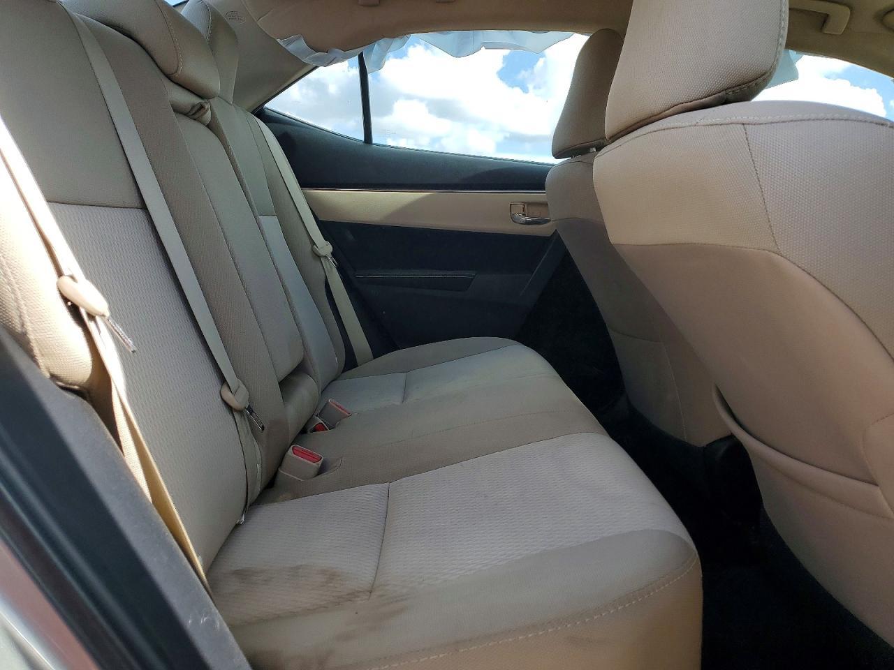 2016 TOYOTA COROLLA