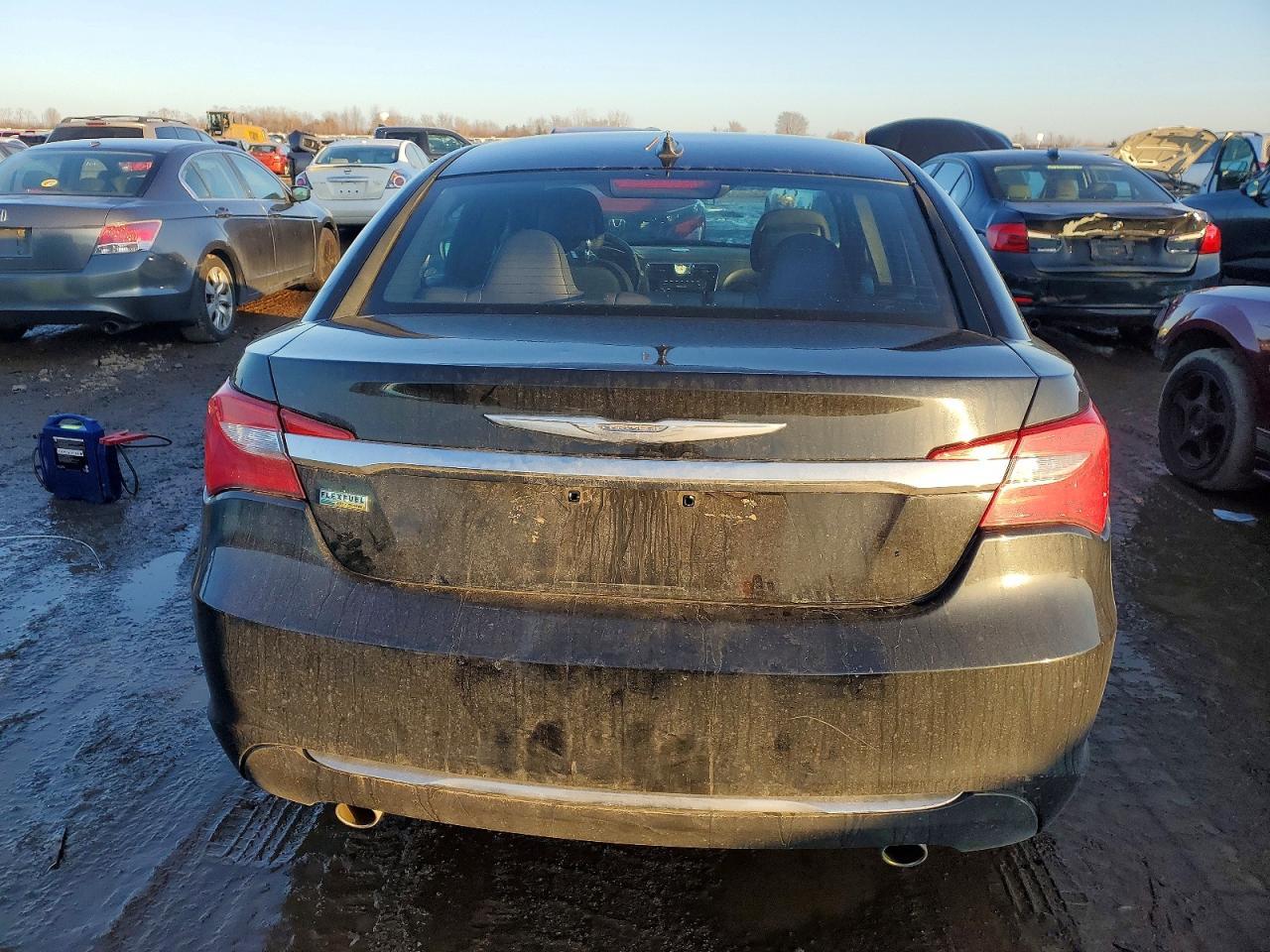 2014 CHRYSLER 200