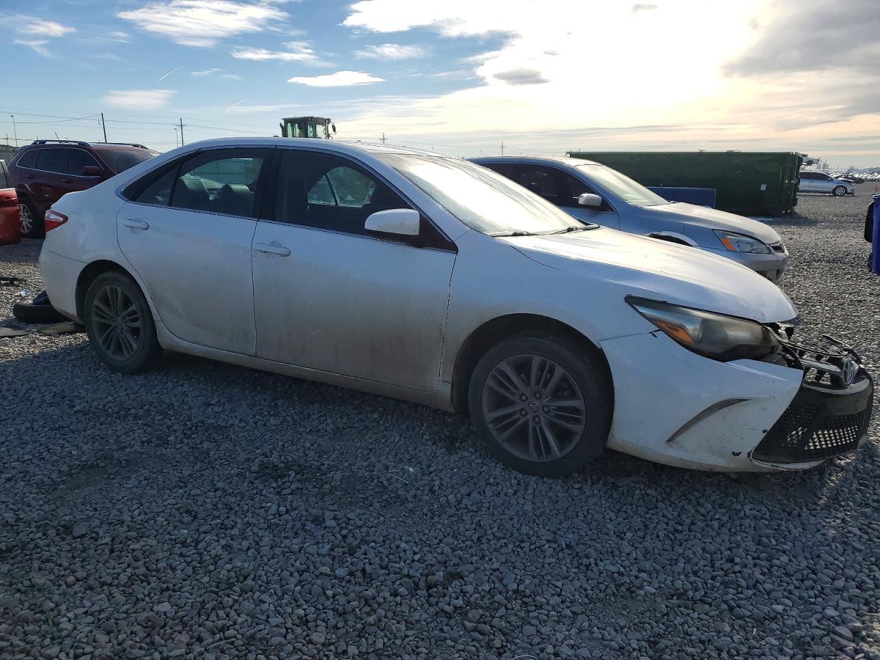 2015 TOYOTA CAMRY