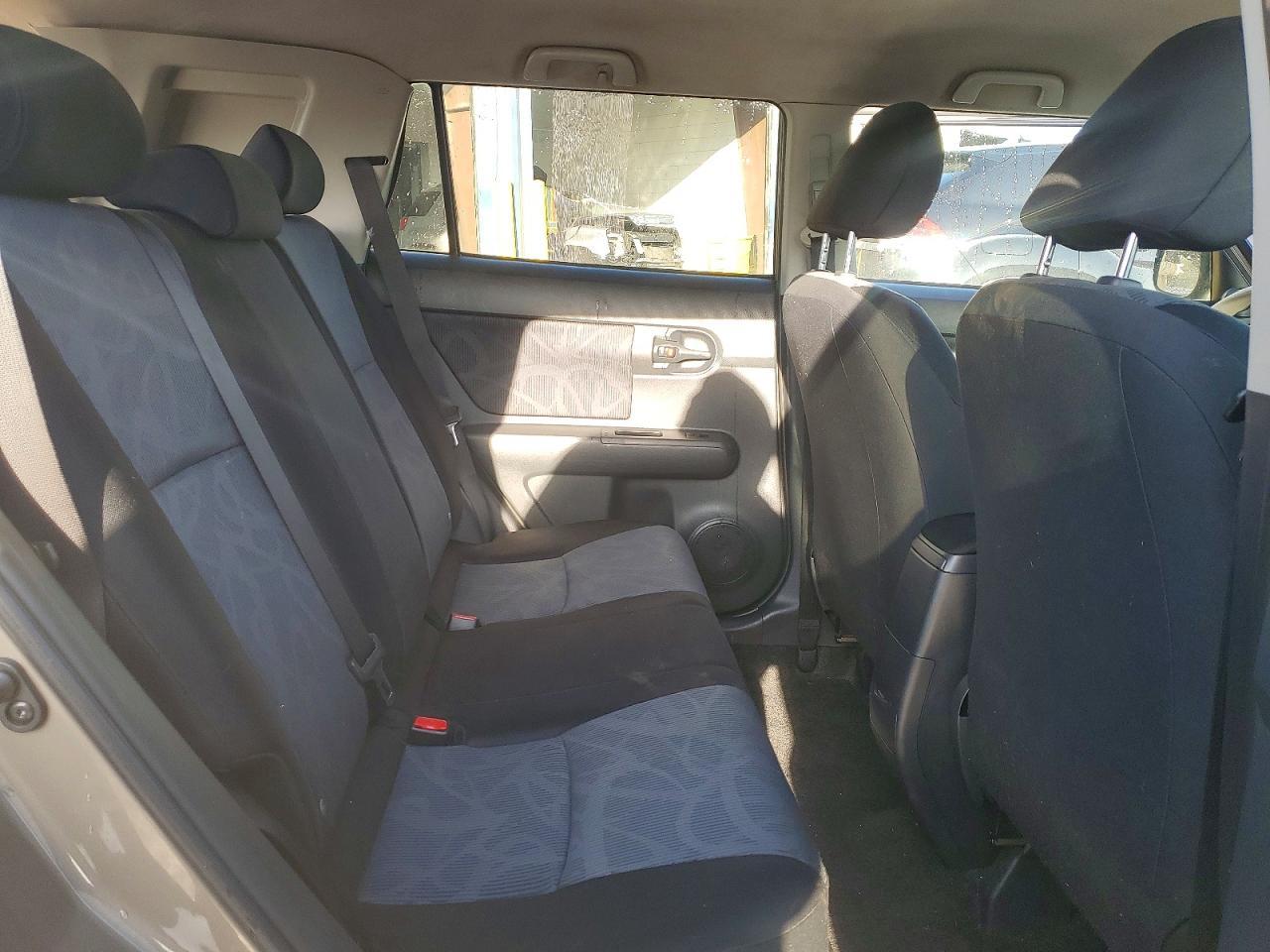 2012 SCION xB