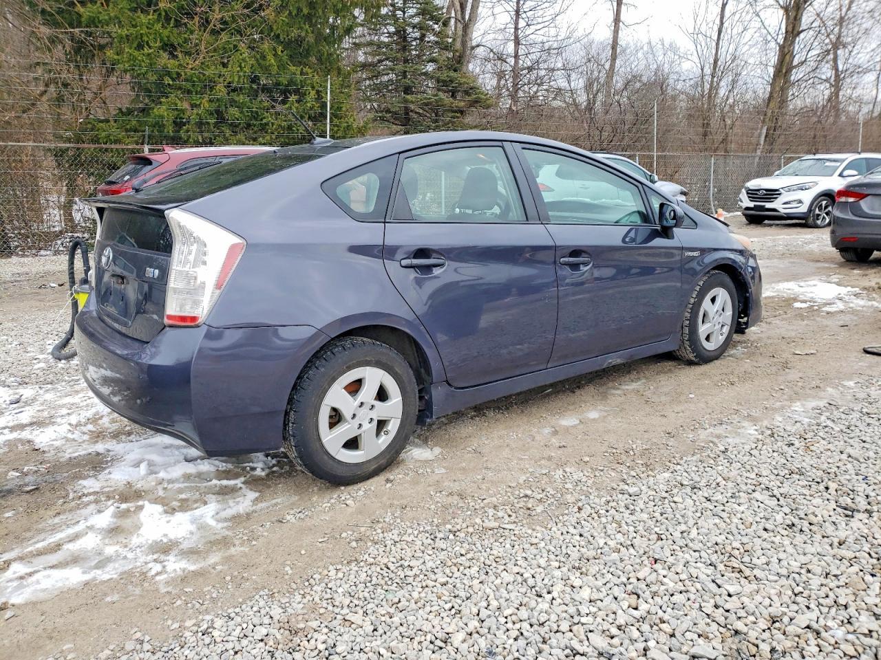 2011 TOYOTA PRIUS