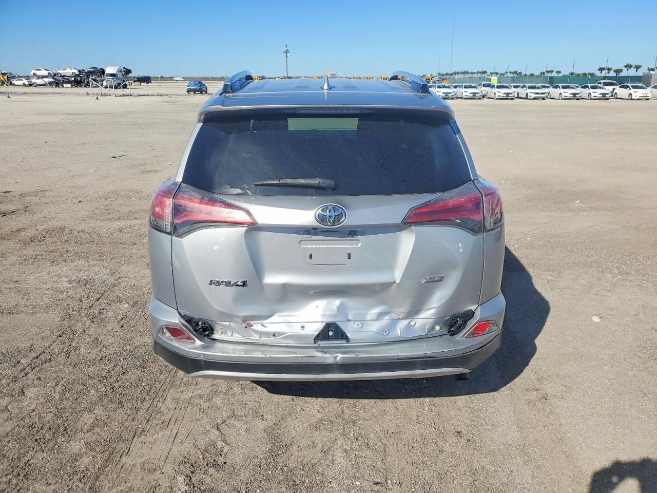 2016 TOYOTA RAV4