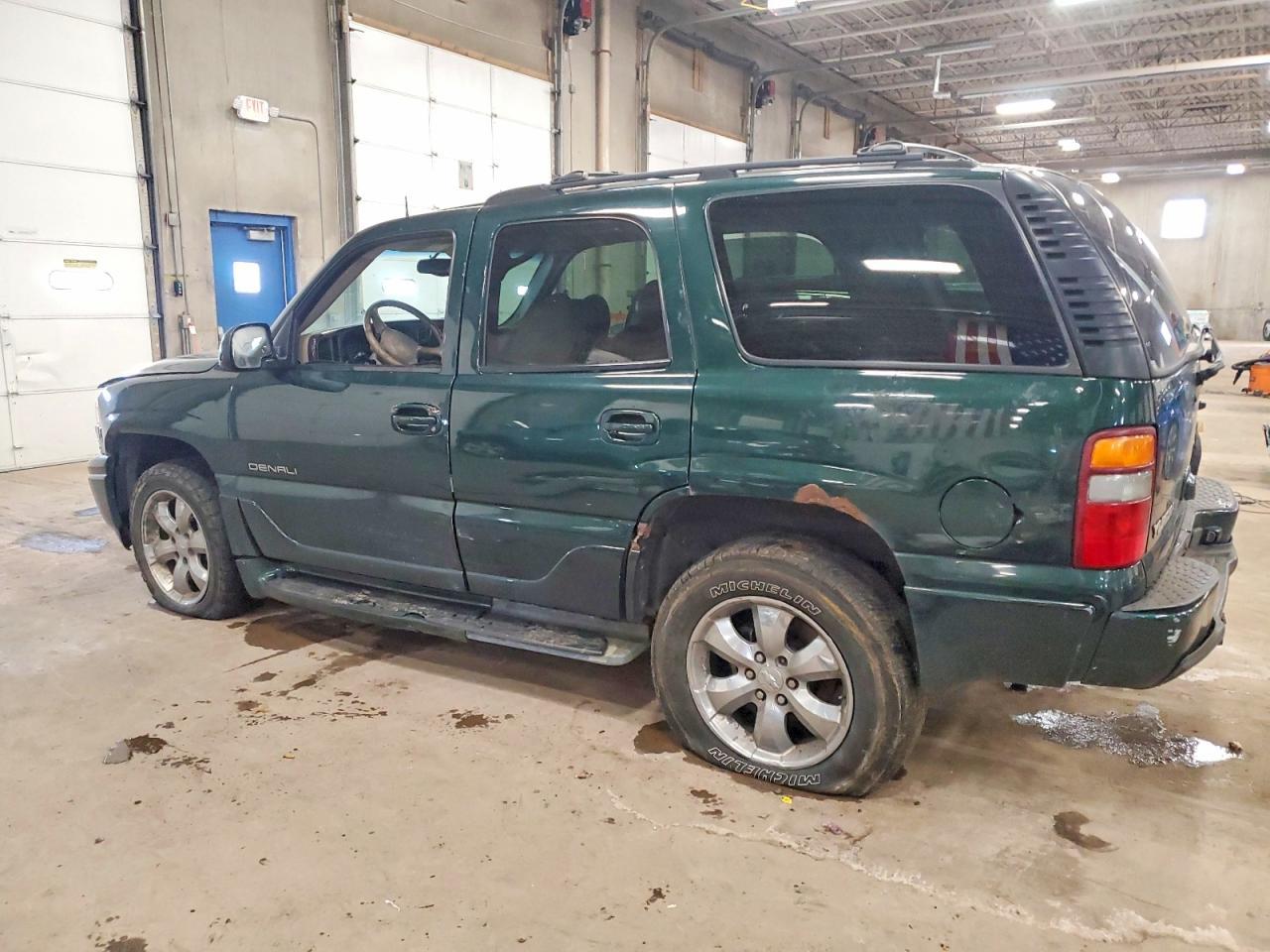 2002 GMC Denali