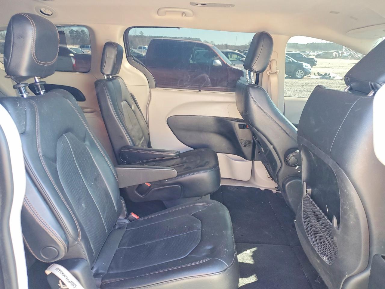2020 CHRYSLER Pacifica