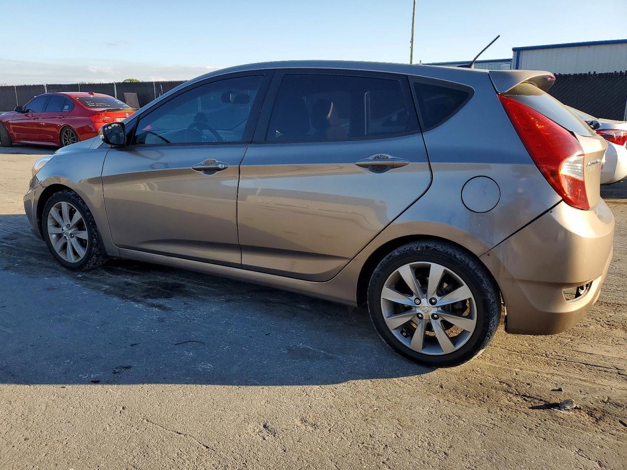 2014 HYUNDAI ACCENT