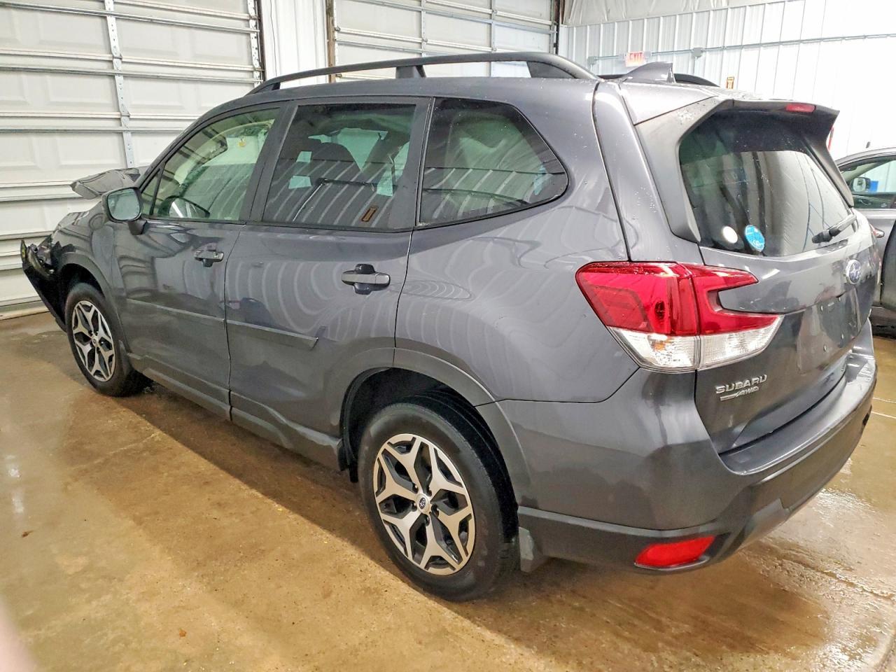 2021 SUBARU FORESTER
