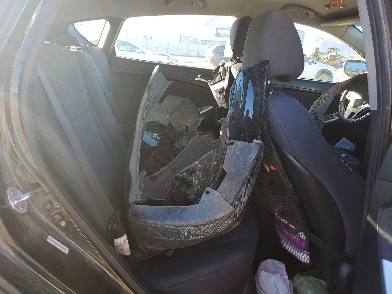 2012 HYUNDAI ACCENT