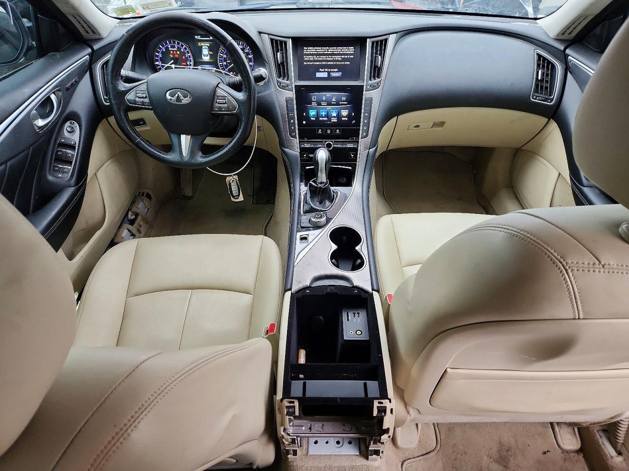 2016 INFINITI Q50