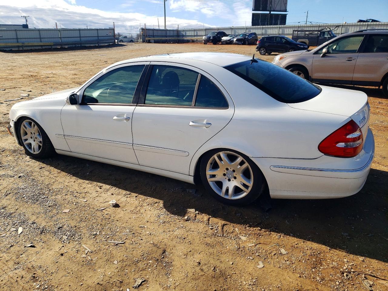 2003 MERCEDES-BENZ E-Class