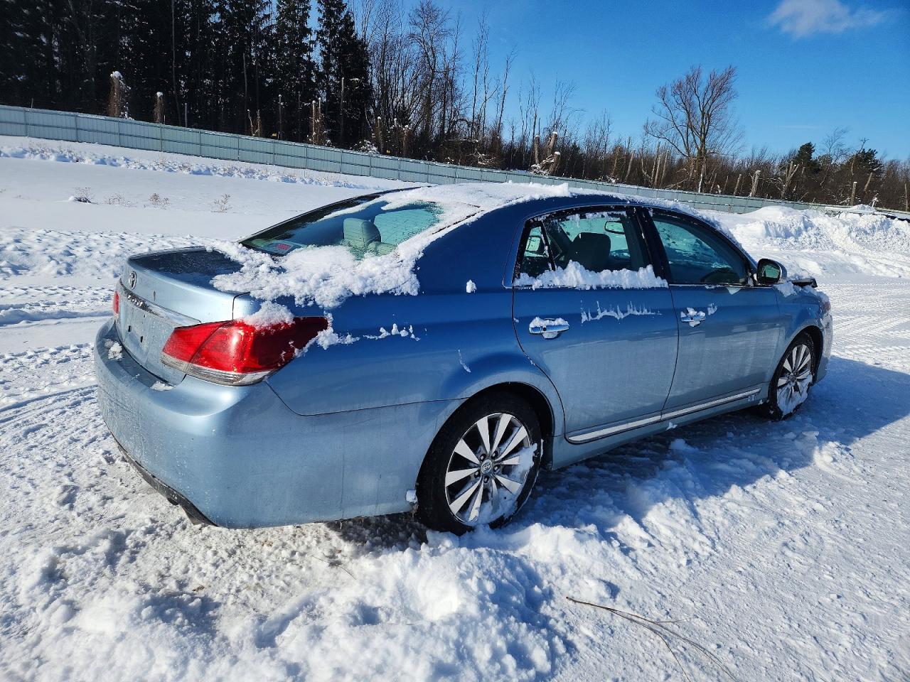 2011 TOYOTA Avalon