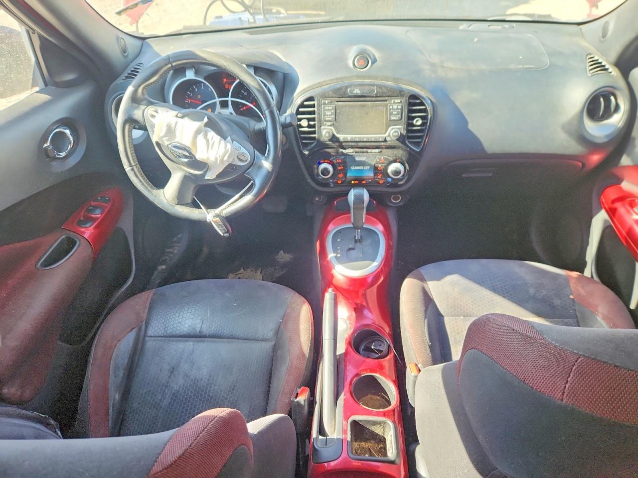2016 NISSAN Juke