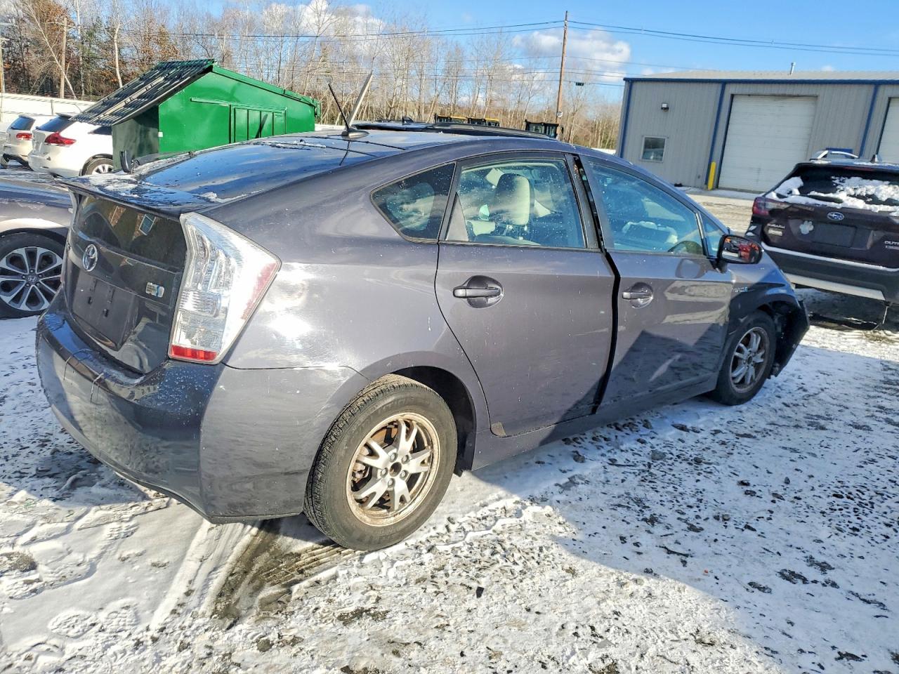 2011 TOYOTA PRIUS