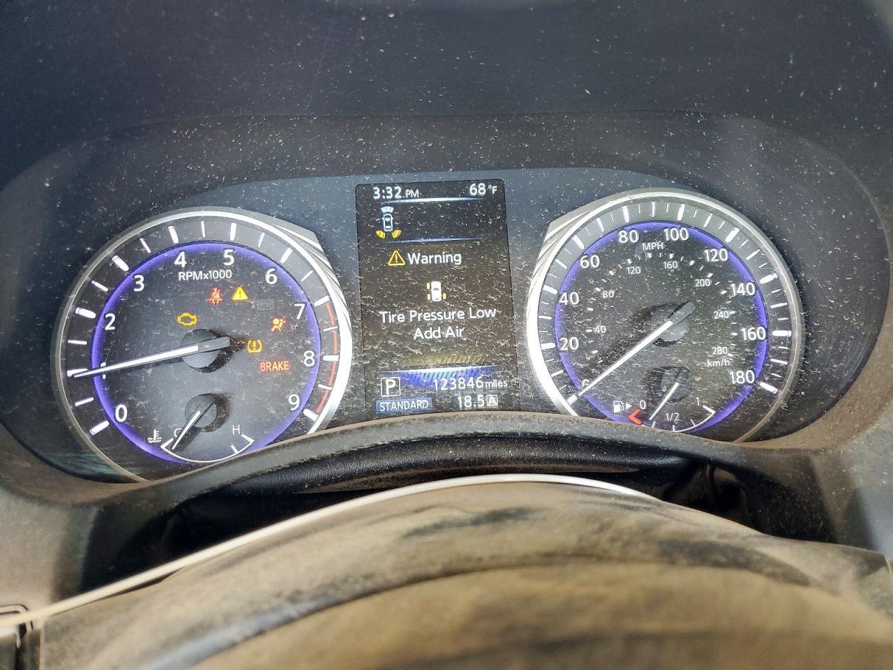 2017 INFINITI Q50