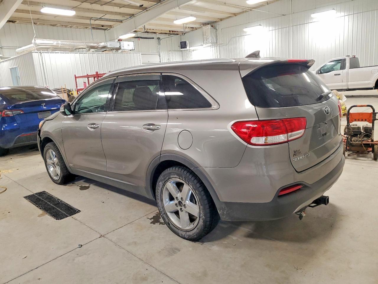 2016 KIA SORENTO