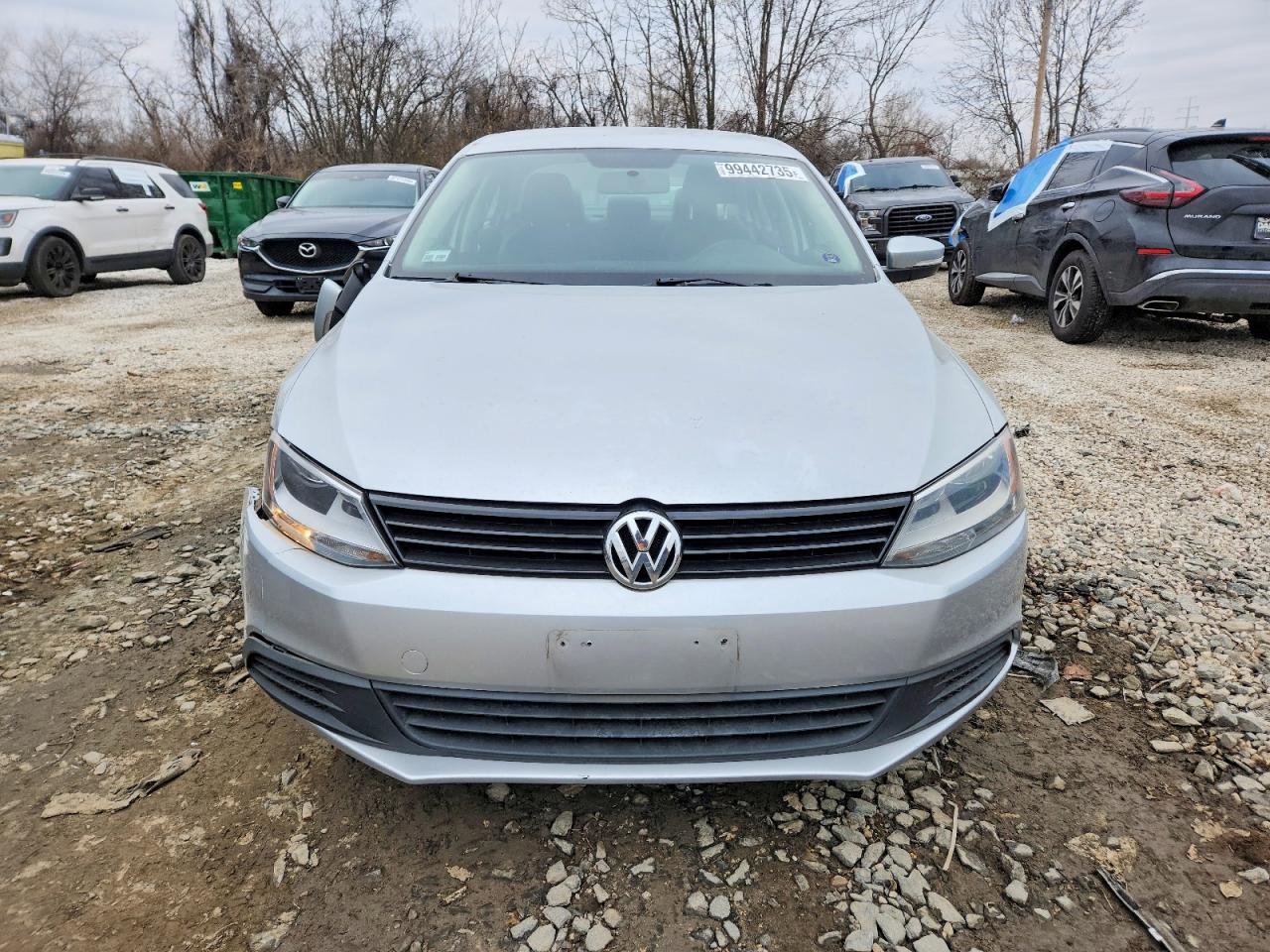2011 VOLKSWAGEN JETTA
