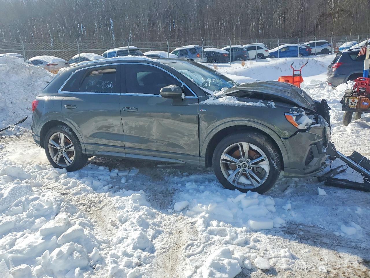 2021 AUDI Q3