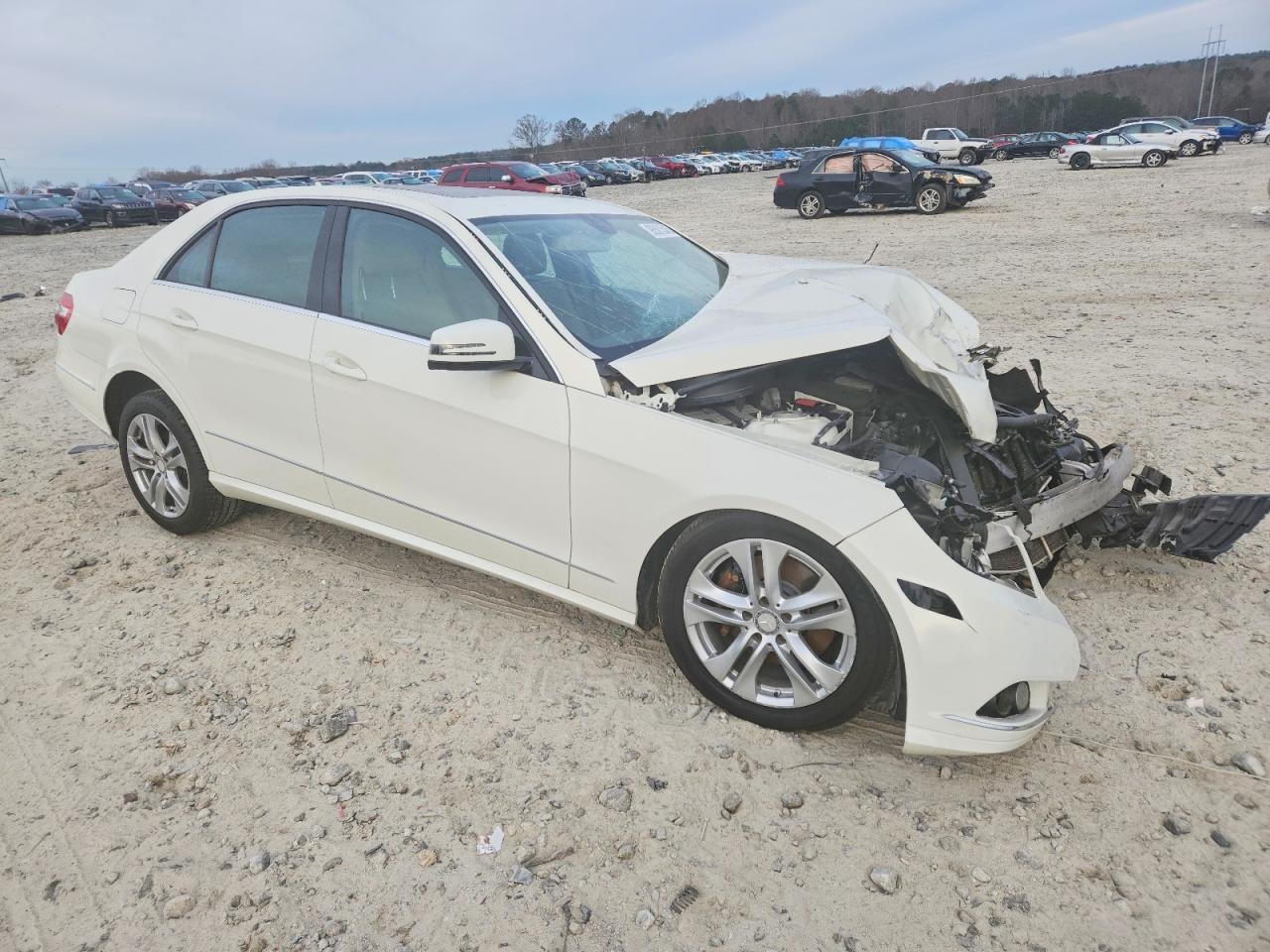 2011 MERCEDES-BENZ E-Class