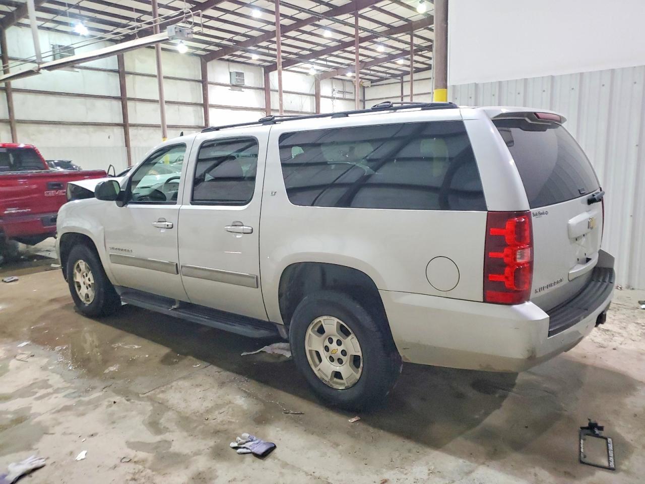 2010 CHEVROLET Suburban