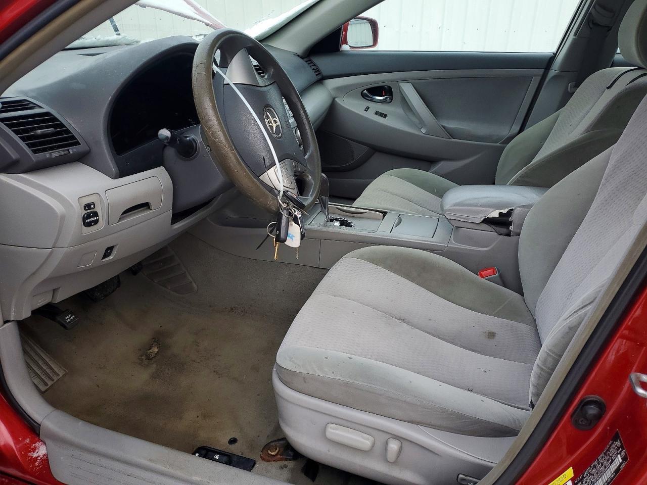2011 TOYOTA CAMRY