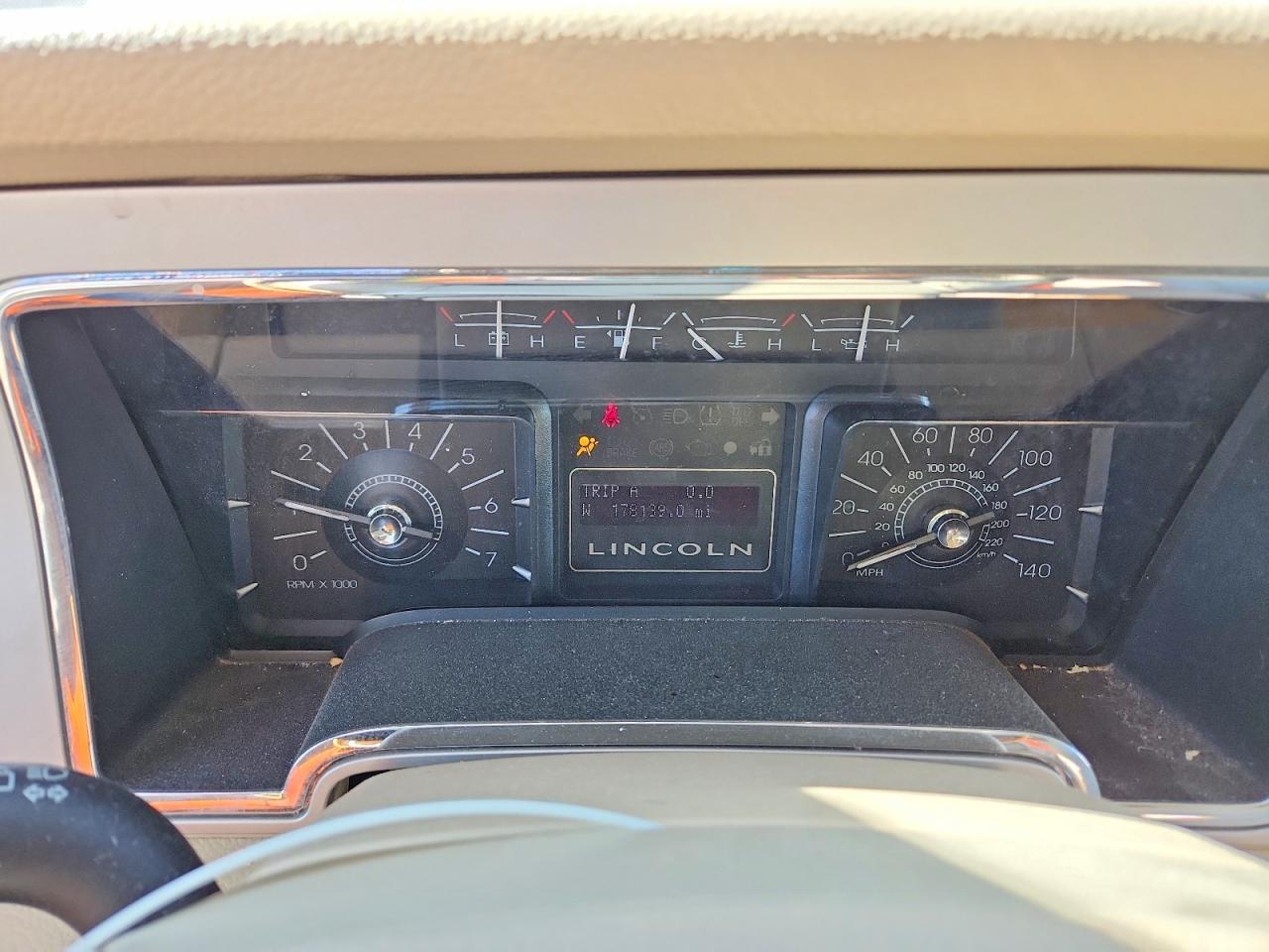 2008 LINCOLN Navigator