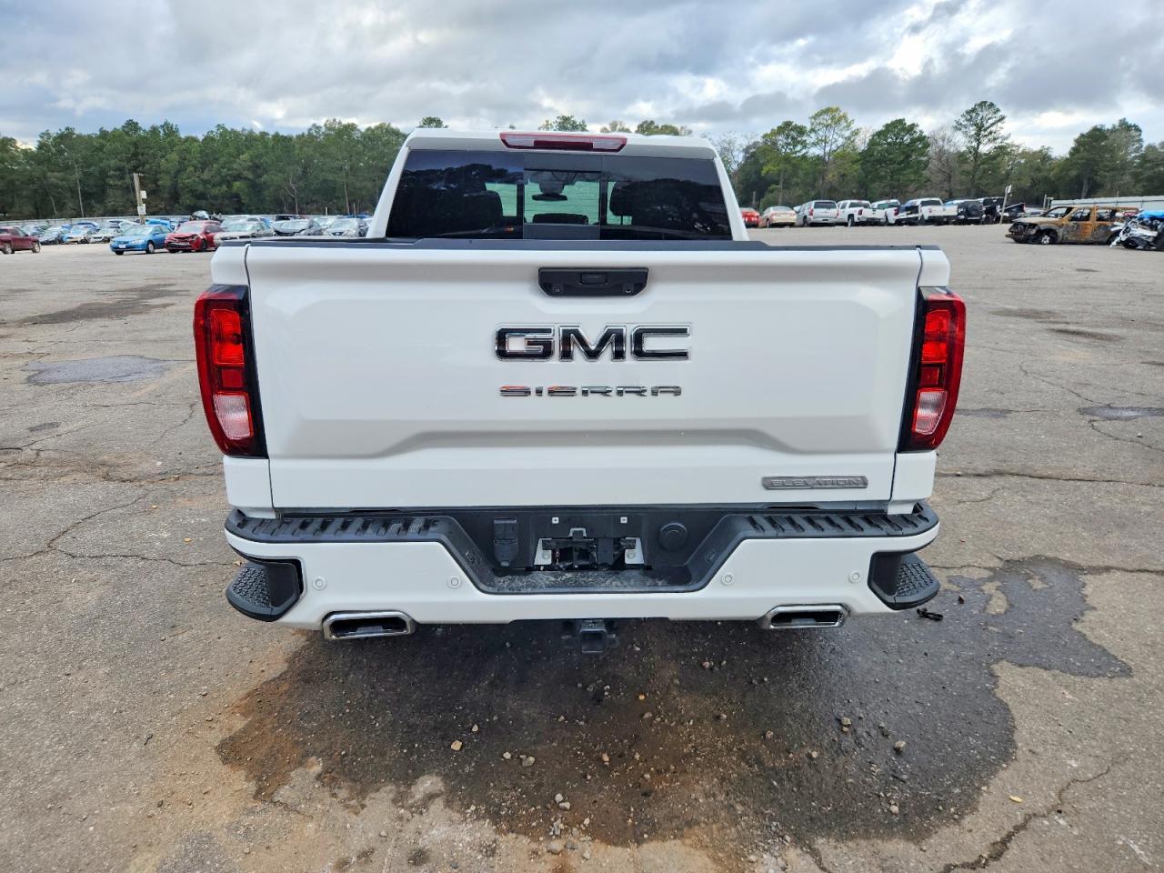 2025 GMC Sierra