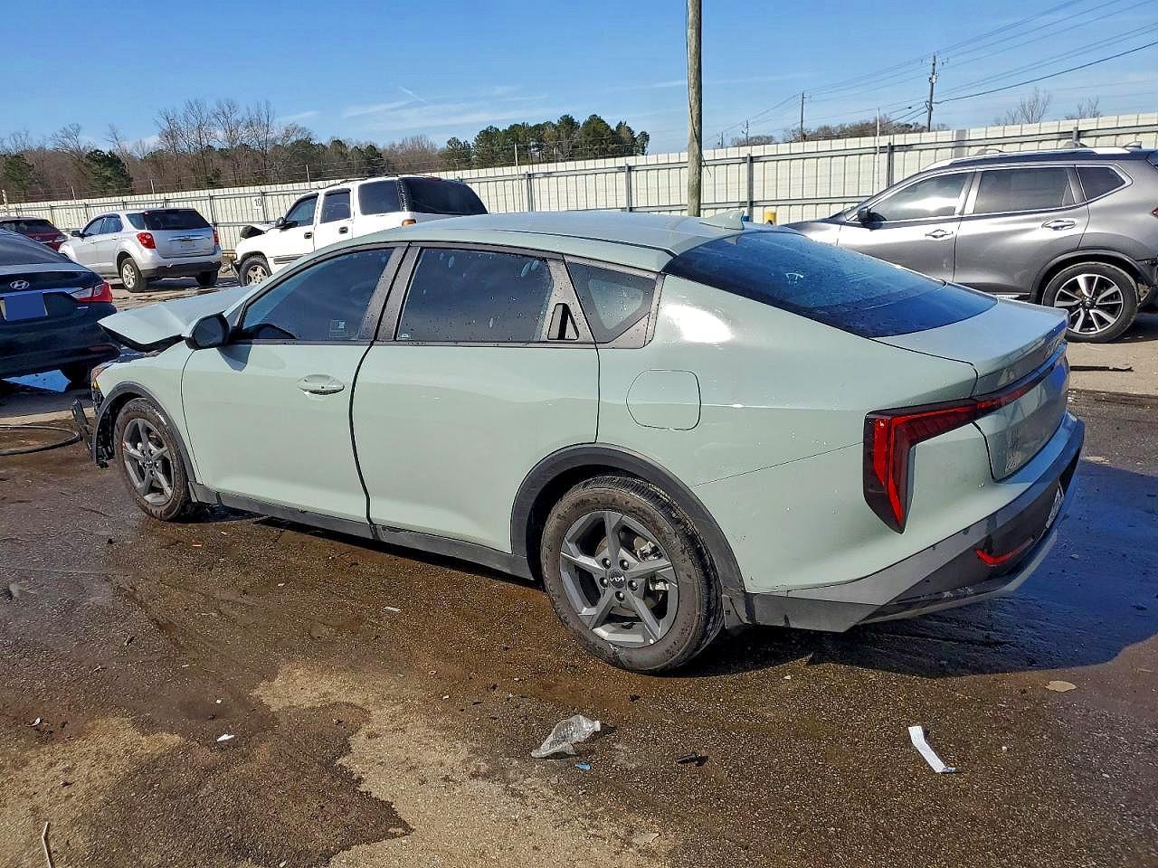 2025 KIA K4