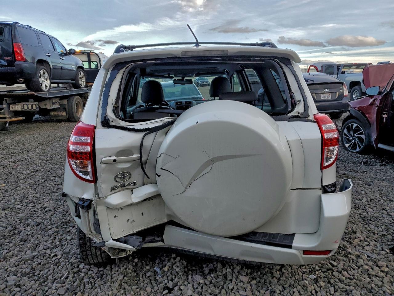 2011 TOYOTA RAV4