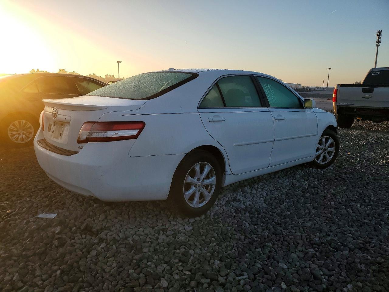 2010 TOYOTA CAMRY