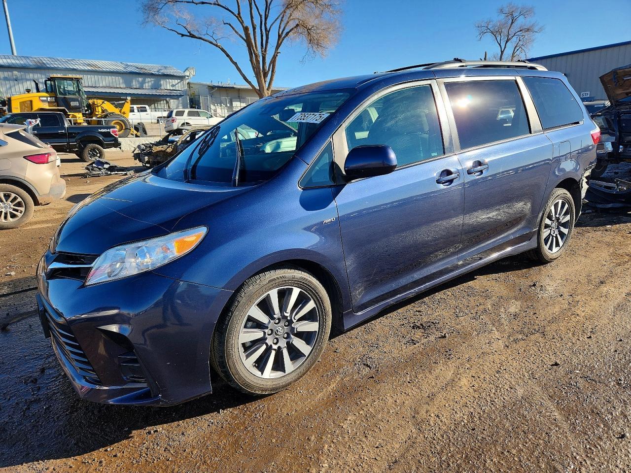 2018 TOYOTA SIENNA