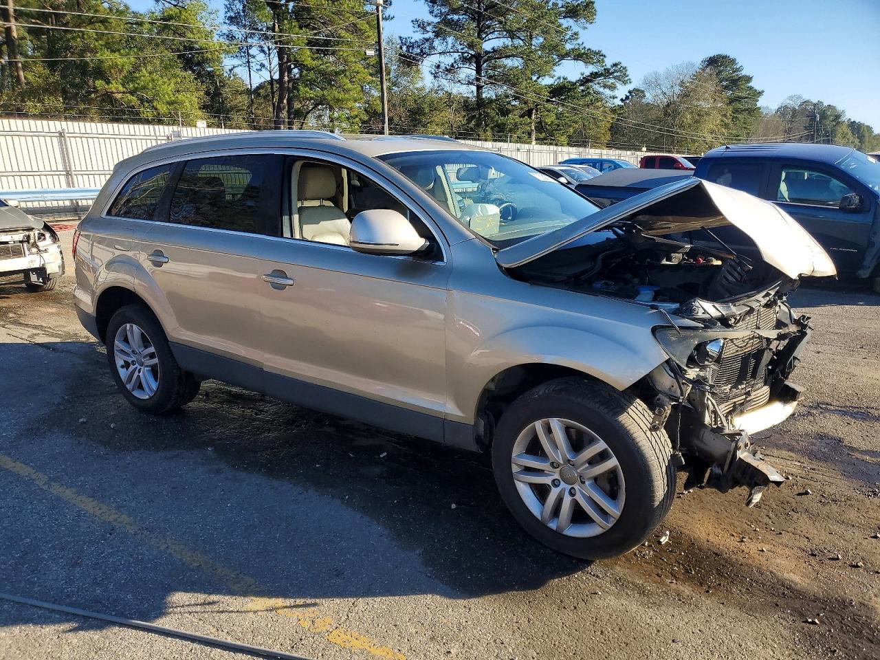 2009 AUDI Q7