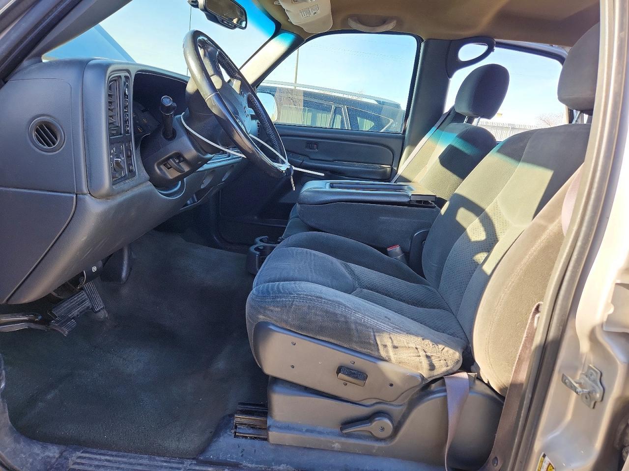 2004 CHEVROLET Silverado