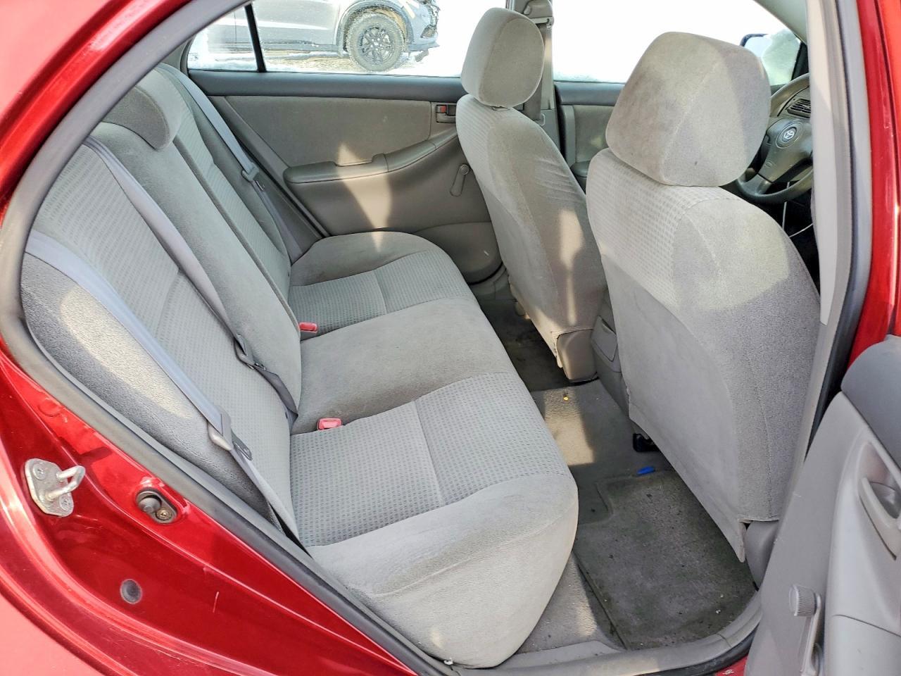 2005 TOYOTA COROLLA