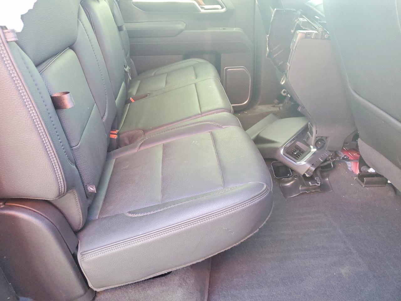 2023 GMC Sierra