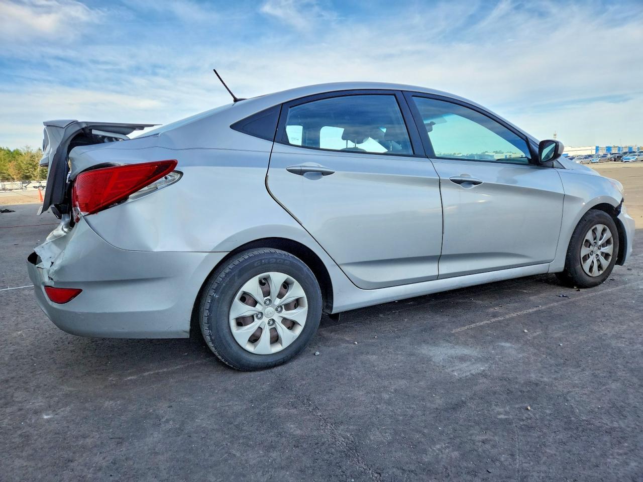 2016 HYUNDAI ACCENT