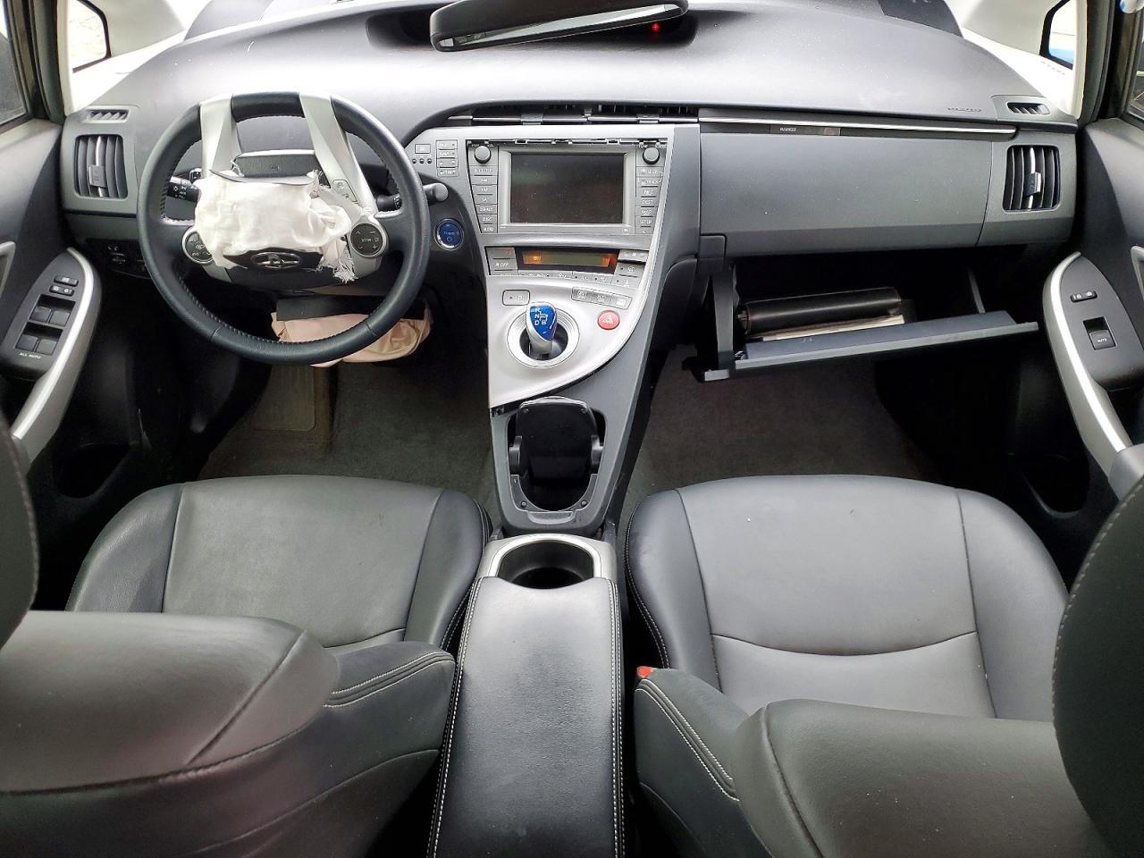 2014 TOYOTA PRIUS