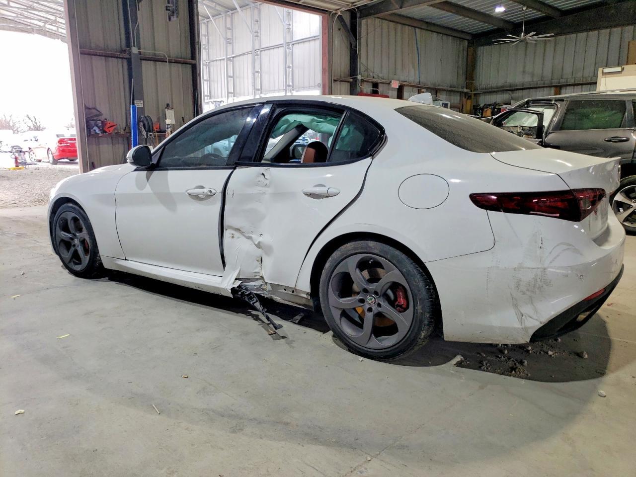 2017 ALFA ROMEO Giulia
