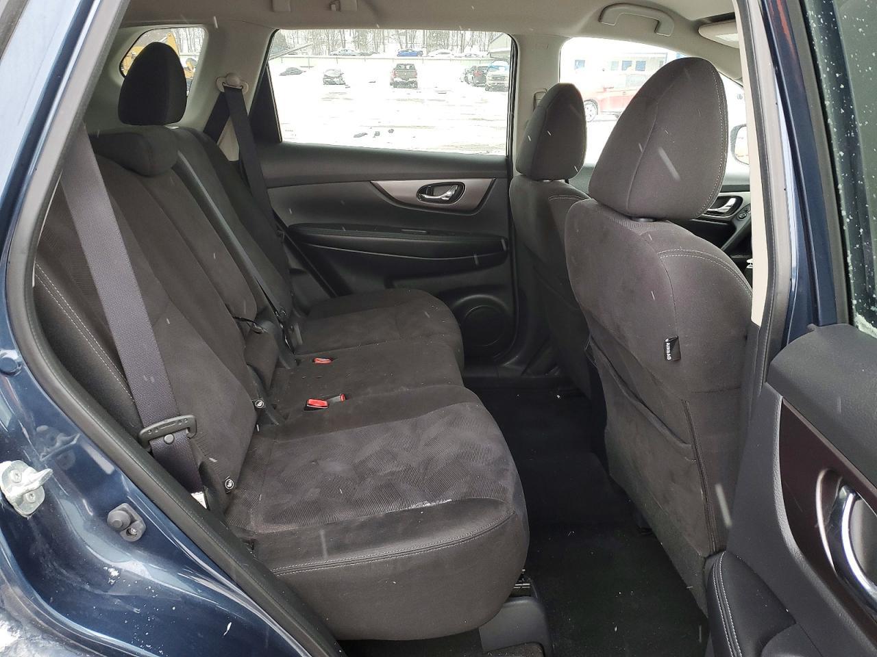 2015 NISSAN ROGUE