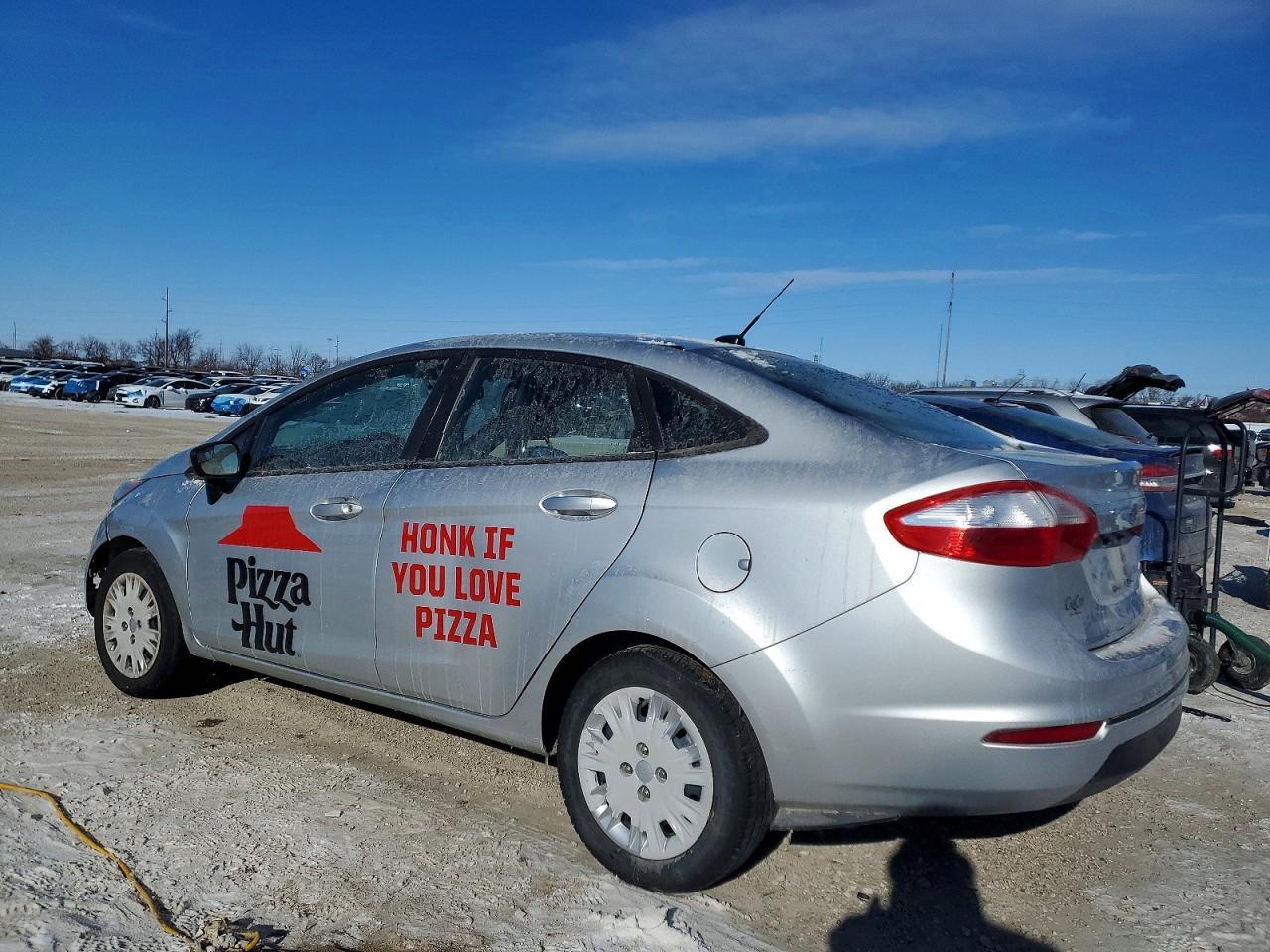 2016 FORD Fiesta