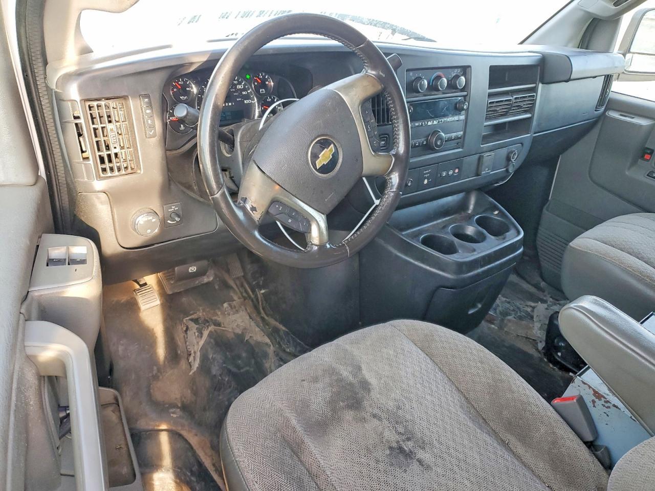 2017 CHEVROLET Express 3500