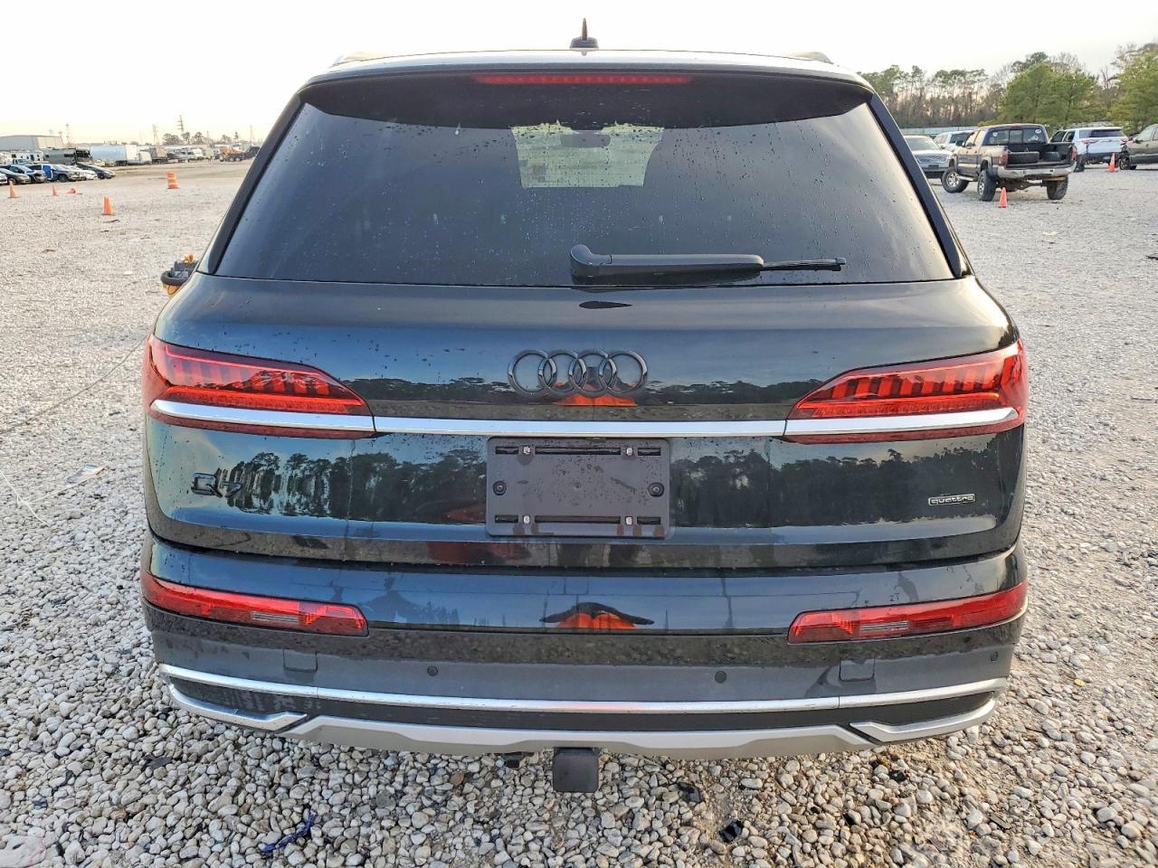 2023 AUDI Q7