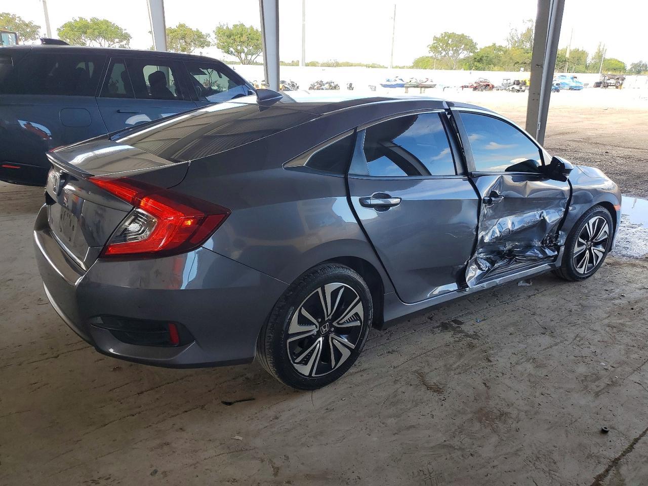 2018 HONDA CIVIC